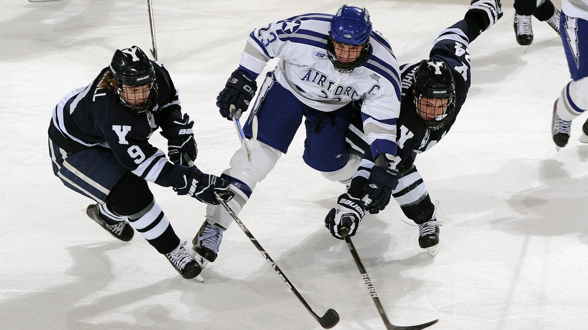 选秀直播:青训新兵的成长和挑战,青训选拔机制