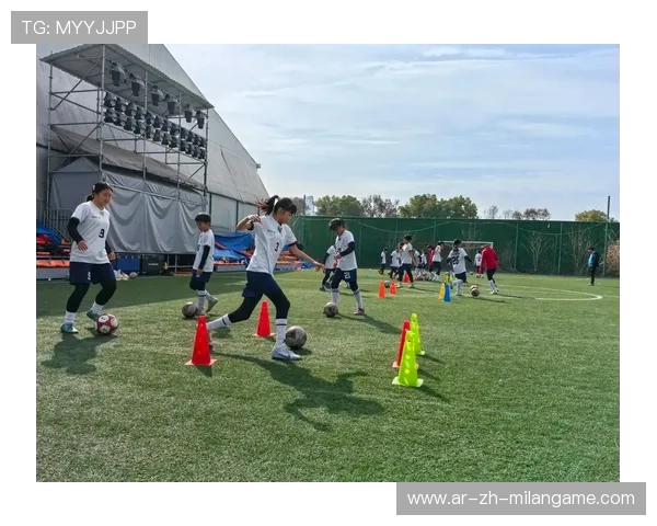 “青训合作基地在边远地区落成，助力基层足球发展”，青训足球俱乐部怎么招生